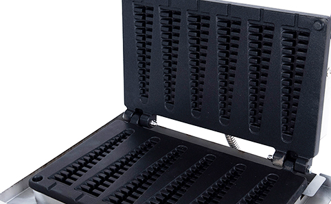 Mini Christmas Tree Non-Stick for Teflon Coating Waffle Maker 110V 50-300℃/122-572℉ Adjustable Temperature New Snack Machine