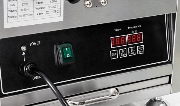 Commercial Takoyaki Maker 12pcs Japanese Octopus Fish Ball Machine 2kW Heating Takoyaki Grill Stainless Steel Snack Machine