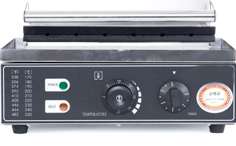 Mini Christmas Tree Non-Stick for Teflon Coating Waffle Maker 110V 50-300℃/122-572℉ Adjustable Temperature New Snack Machine