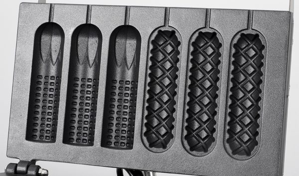 Electric 110V/220V Hot Dog Waffle Make,6 Slice Non-stick Stainless Steel Machine for China Commercial Waffle Making