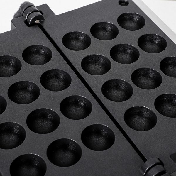 Commercial Takoyaki Maker 12pcs Japanese Octopus Fish Ball Machine 2kW Heating Takoyaki Grill Stainless Steel Snack Machine