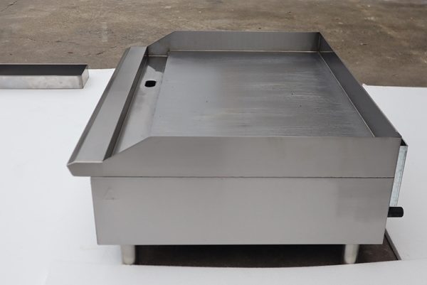 Commercial Gas Griddle with Temperature Control Versatile Bbq Grill & Roasting Griddle Pan for Home and Hotel Use