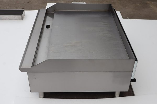Commercial Gas Griddle with Temperature Control Versatile Bbq Grill & Roasting Griddle Pan for Home and Hotel Use