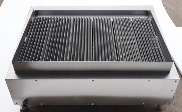 Commercial 2800Pa Wide Striped Liquefied Gas Steak Grill oyster Grill for Household Hotel Use Indoor Non-stick Griddle