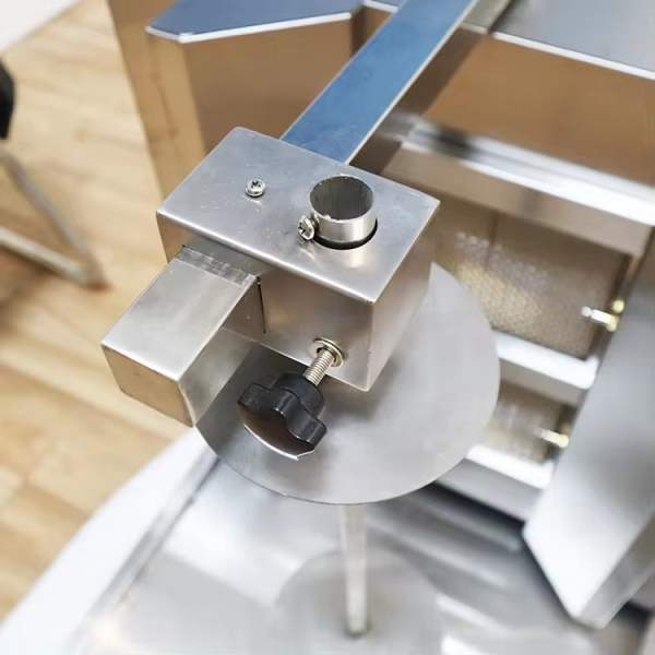 Commercial Automatic Rotating Shawarma Barbecue Chicken Skewer Machine Gas 4 burner Powered for Restaurant Use