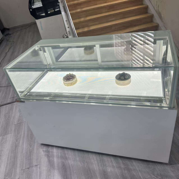 Countertop Glass Display Cabinet for Cakes Single Layer Flat Storage Digital Temperature Controller for Pastry Chiller