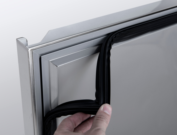 Two Door Vertical Stainless Steel Commercial Refrigerator Freezer Commercial Refrigeration Equipment for Hotel Restaurant